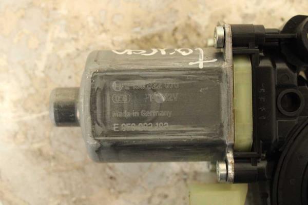 MOTEUR LEVE VITRE VAG - Vue 3